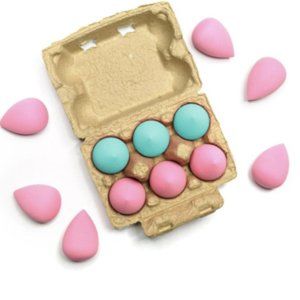2/25$ NWT Beauty bakerie Blending Egg Beauty Sponges Pink/Teal
